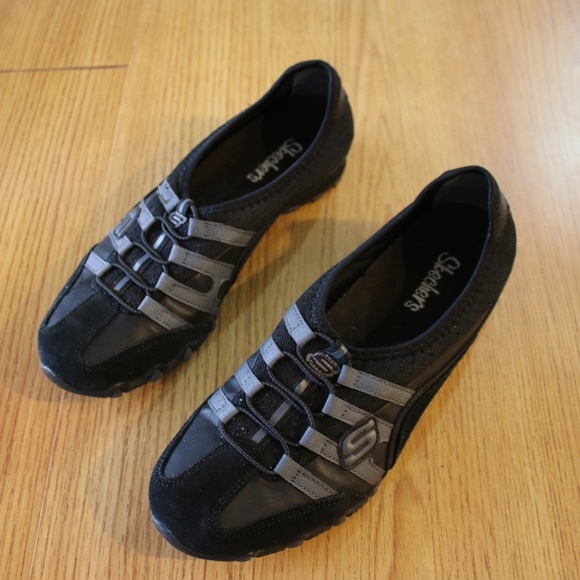 skechers bikers black